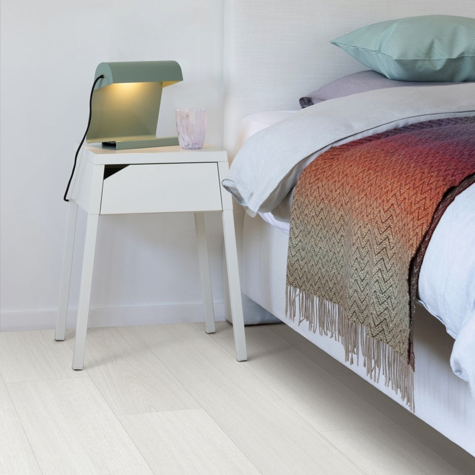 Glyde Oak 22126